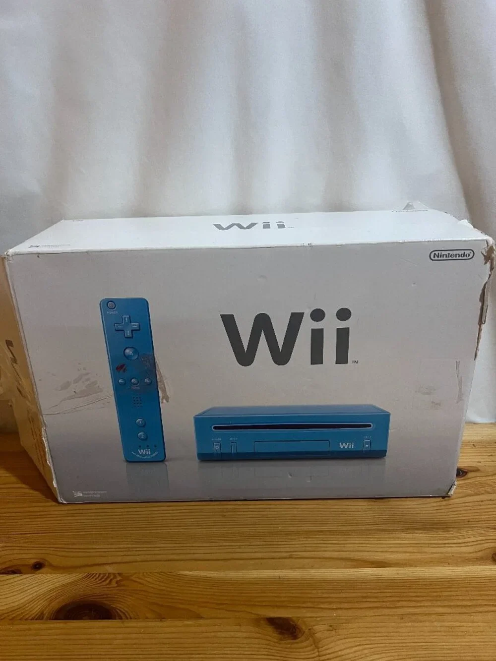 NINTENDO WII VIDEO GAME CONSOLE BLUE RVL-101 Tested Turns On Sensor Bar, 2 Contr